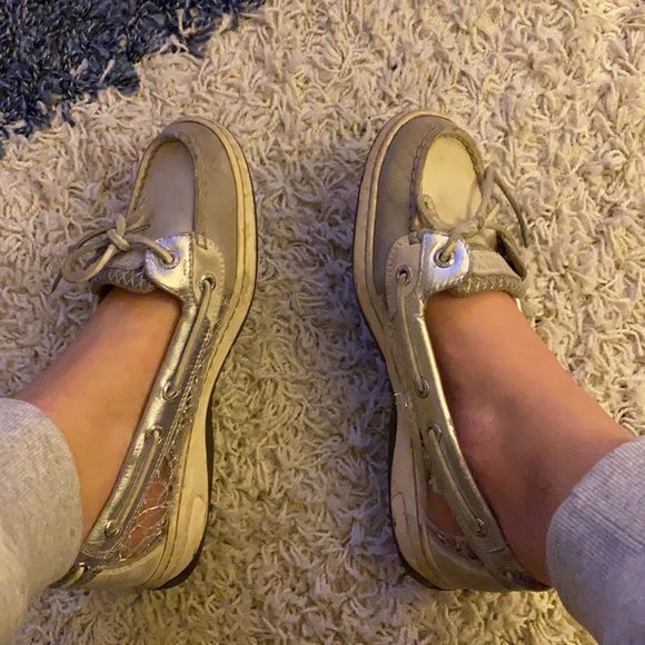 Sperrys - Picture 2 of 9